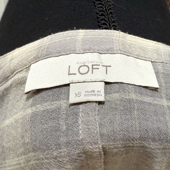 LOFT Gray Plaid Button Down Shirt - Picture 2 of 6